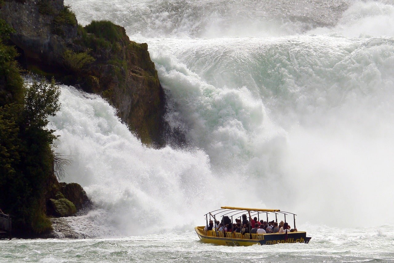 Barco Cataratas del Rin